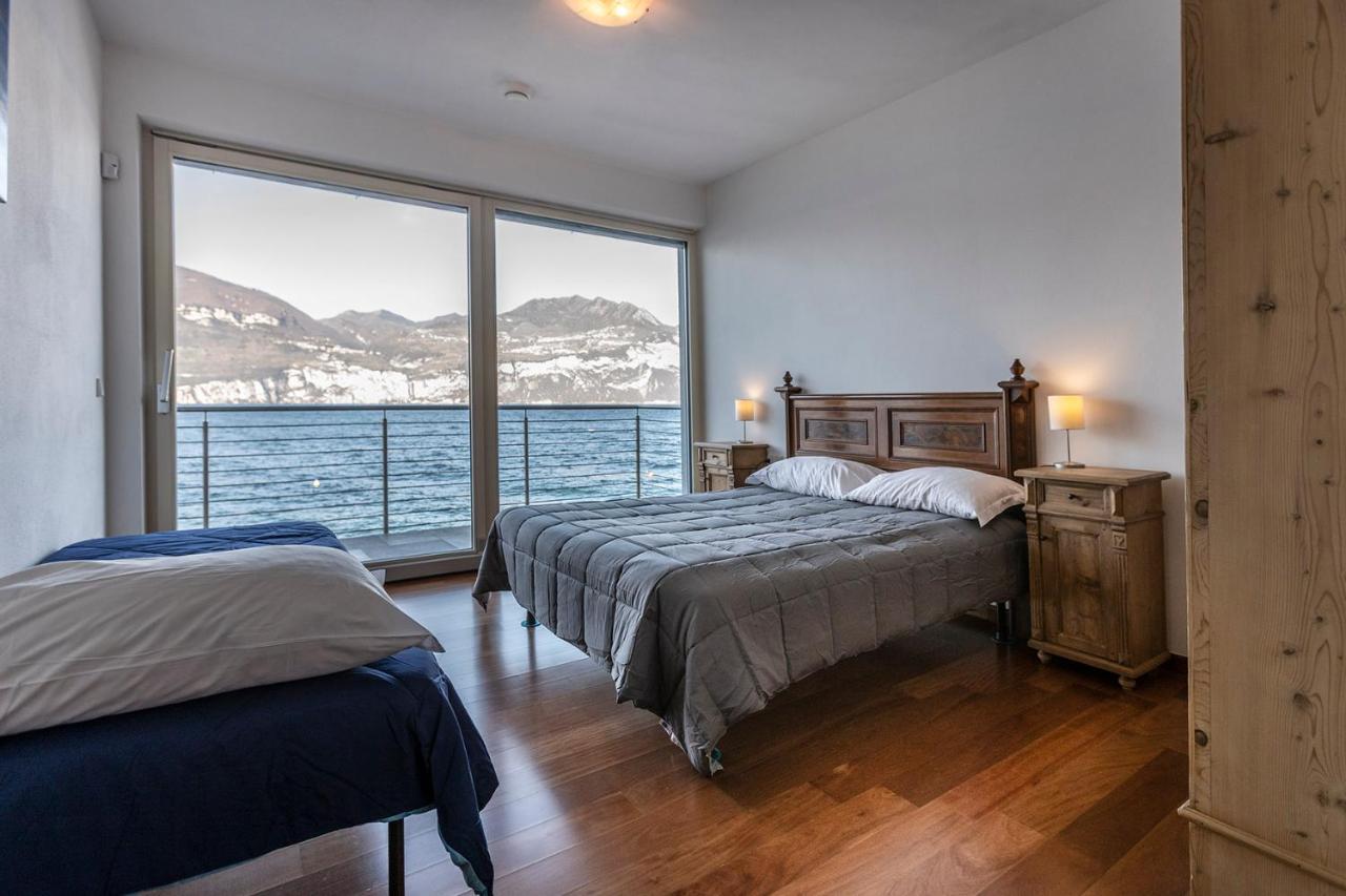 Villa Luthien Brenzone sul Garda Luaran gambar