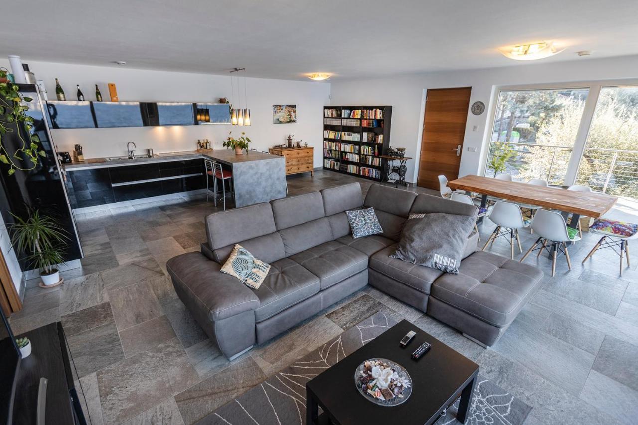 Villa Luthien Brenzone sul Garda Luaran gambar
