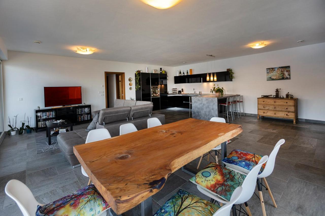 Villa Luthien Brenzone sul Garda Luaran gambar